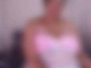 Live cam show with PlatnumBoobsxx - Mature on AdultVida.com