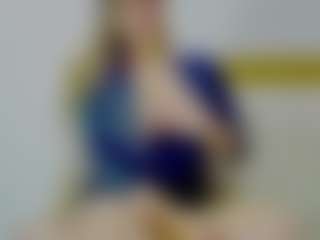Live cam show with carolina-grey - MILF Teen (18+) on Camming Site