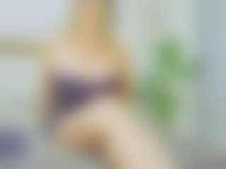 Live cam show with carolina-grey - Blonde Hair Amateur on Camsoda