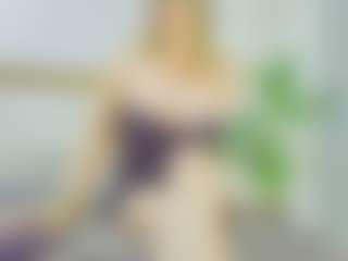 Spettacolo in cam dal vivo con carolina-grey - MILF Teen (18+) su Camsoda