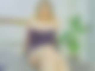 Live cam show with carolina-grey - BBW Teen (18+) on Soda Cam