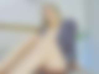Live cam show with carolina-grey - Control on Dolls Live