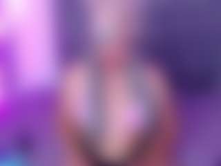 Live cam show with Sally-Harper - Cosplay on Dare Cams
