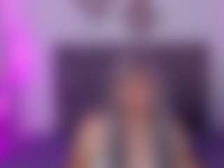 Live cam show with Sally-Harper - Toys on Uber Horny