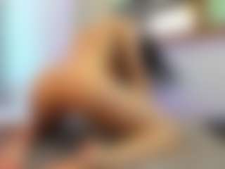 awesome-jolie's Live Sex Cam Show