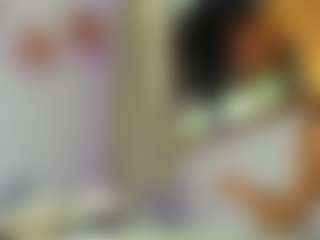 awesome-jolie's Live Sex Cam Show