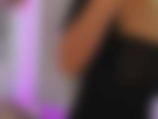 awesome-jolie's Live Sex Cam Show