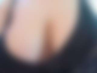 Live cam show with awesome-jolie - Thong on Dolls Live