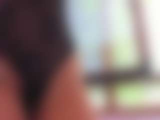 awesome-jolie's Live Sex Cam Show