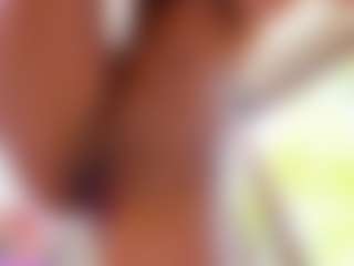 awesome-jolie's Live Sex Cam Show