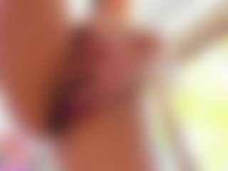 awesome-jolie's Live Sex Cam Show