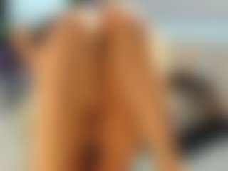 awesome-jolie's Live Sex Cam Show
