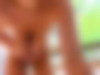 awesome-jolie's Live Sex Cam Show