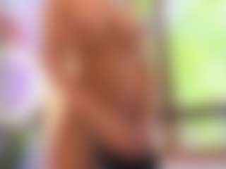 awesome-jolie's Live Sex Cam Show
