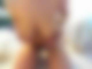 awesome-jolie's Live Sex Cam Show