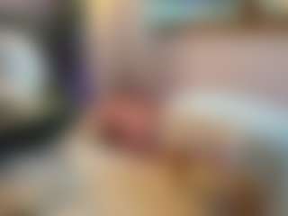 awesome-jolie's Live Sex Cam Show