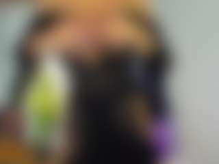 awesome-jolie's Live Sex Cam Show