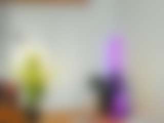 awesome-jolie's Live Sex Cam Show