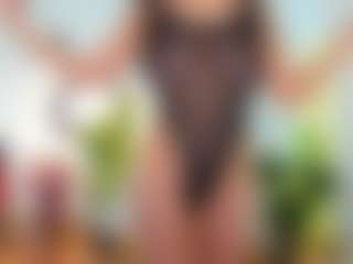 awesome-jolie's Live Sex Cam Show