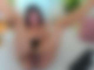 awesome-jolie's Live Sex Cam Show