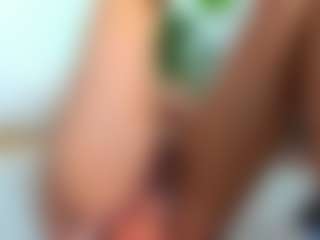 awesome-jolie's Live Sex Cam Show