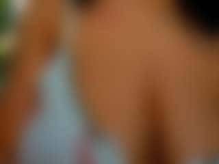 awesome-jolie's Live Sex Cam Show