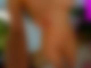 awesome-jolie's Live Sex Cam Show