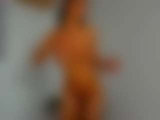awesome-jolie's Live Sex Cam Show