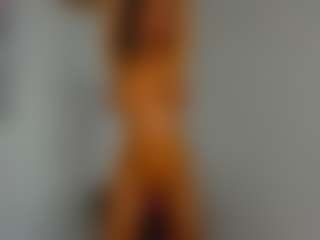 awesome-jolie's Live Sex Cam Show