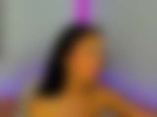 awesome-jolie's Live Sex Cam Show