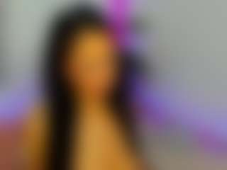 awesome-jolie's Live Sex Cam Show