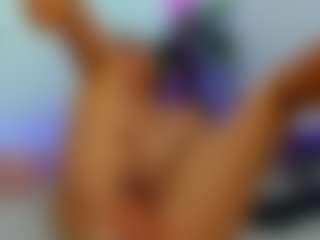 awesome-jolie's Live Sex Cam Show