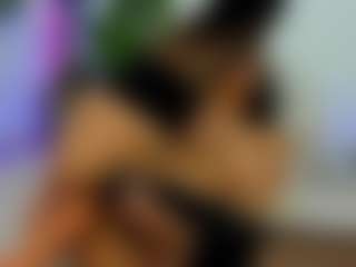 awesome-jolie's Live Sex Cam Show