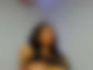 awesome-jolie's Live Sex Cam Show