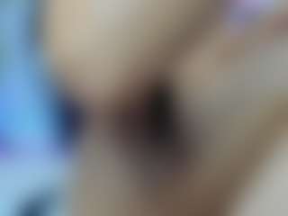 awesome-jolie's Live Sex Cam Show