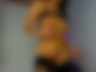 awesome-jolie's Live Sex Cam Show
