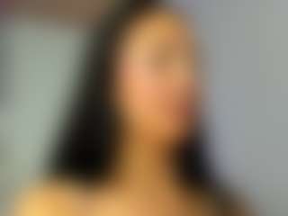 awesome-jolie's Live Sex Cam Show