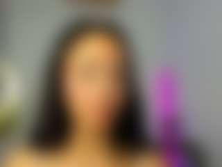 awesome-jolie's Live Sex Cam Show