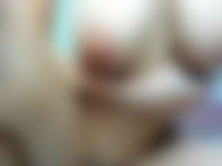 awesome-jolie's Live Sex Cam Show