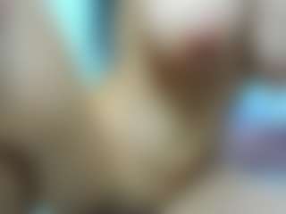 awesome-jolie's Live Sex Cam Show
