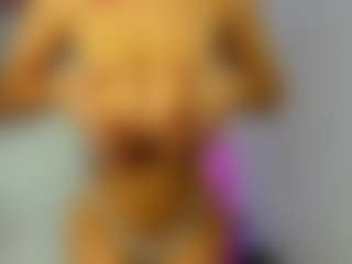 awesome-jolie's Live Sex Cam Show