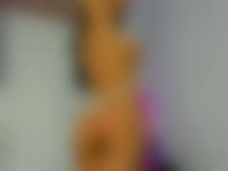 awesome-jolie's Live Sex Cam Show