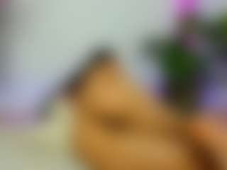 awesome-jolie's Live Sex Cam Show