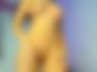 awesome-jolie's Live Sex Cam Show