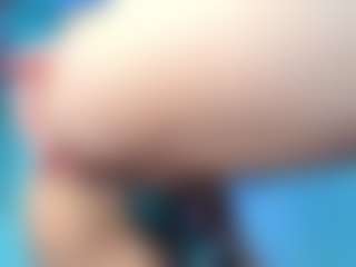 awesome-jolie's Live Sex Cam Show