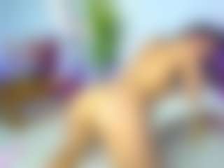 awesome-jolie's Live Sex Cam Show