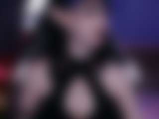 Live cam show with Rory - Teasing on realtime-chat