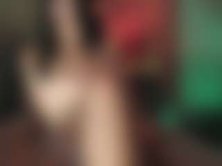 Live cam show with Rory - Bikini on Dare Cams