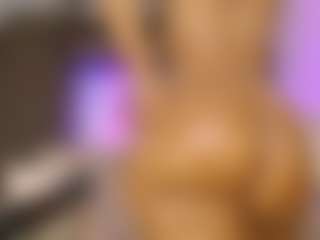 almacastillo's Live Sex Cam Show