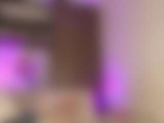 almacastillo's Live Sex Cam Show